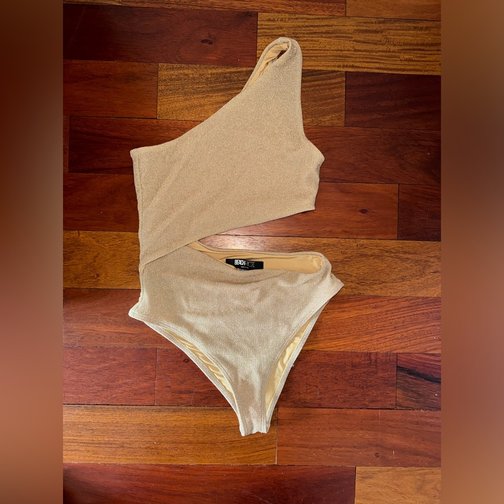Metallic gold beach riot cutout one piece size medium never worn